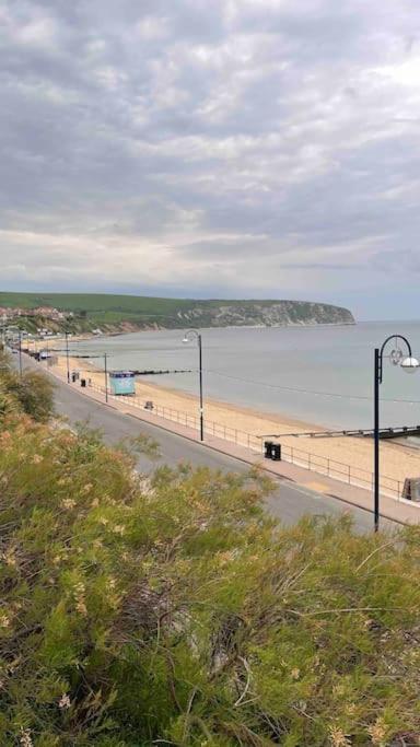 Swanage Bay Coastal Apartment מראה חיצוני תמונה